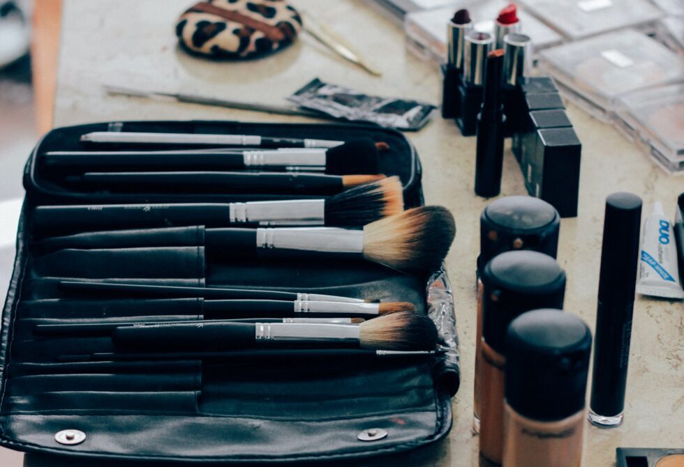Makeup & Lotions Chemicals Create Acne & Rashes!
